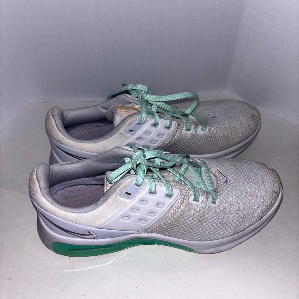 Nike Air Max Bella TR 4 CW3398-101 Women 8 Training Shoes White Athletic Sneaker - Picture 5 of 9